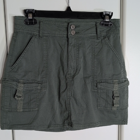 SO Olive Green Mini Skirt - Picture 1 of 7